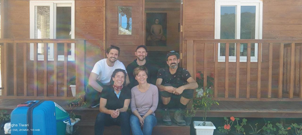 Vanprastha Resorts Dwarahat Kültér fotó