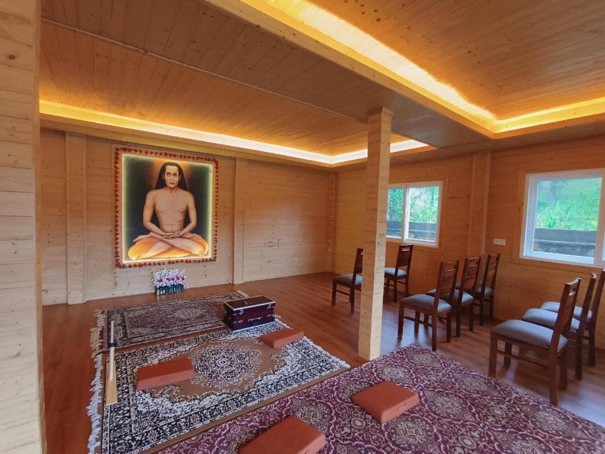 Vanprastha Resorts Dwarahat Kültér fotó