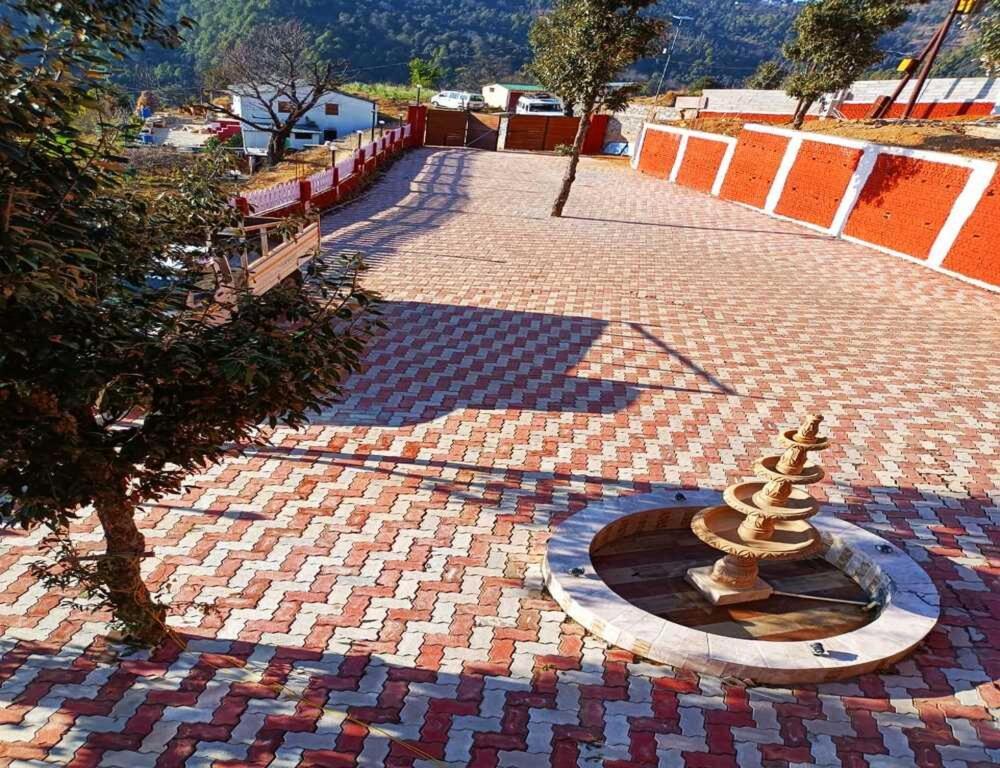 Vanprastha Resorts Dwarahat Kültér fotó