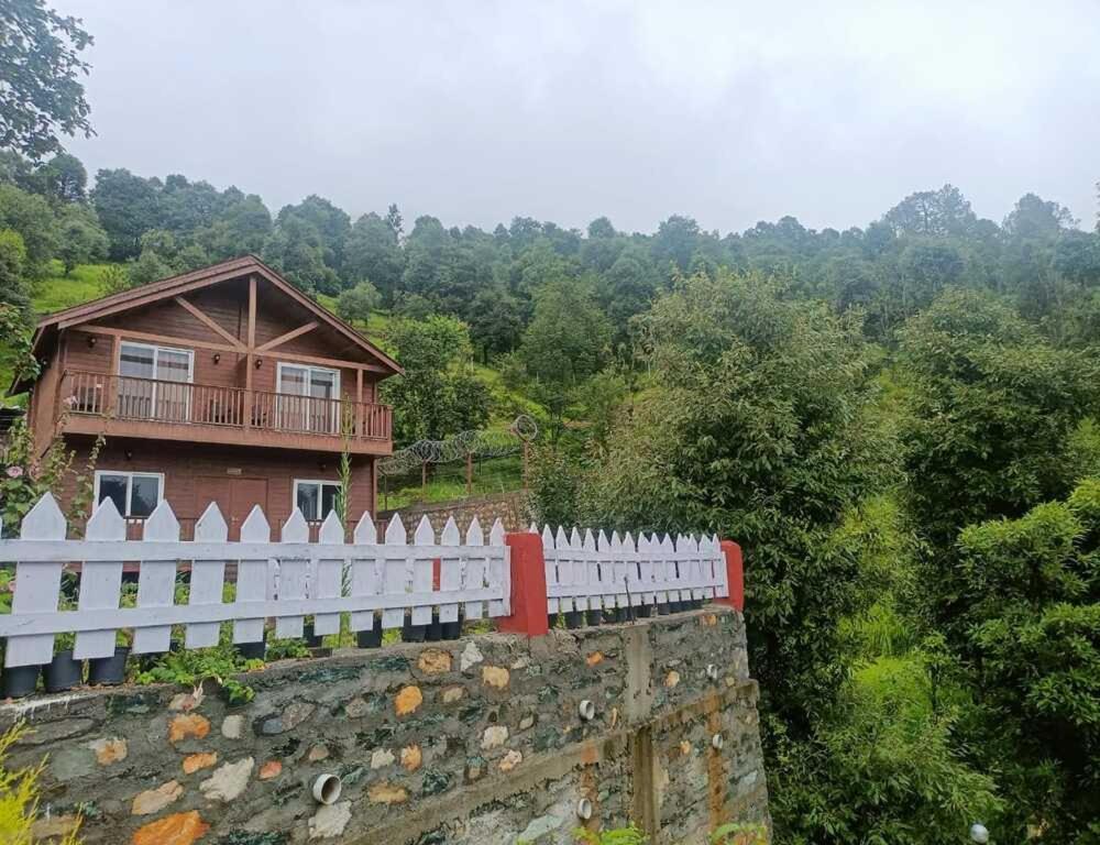 Vanprastha Resorts Dwarahat Kültér fotó